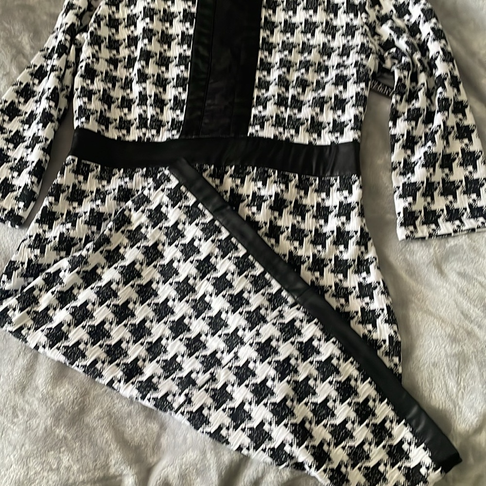 Dress NEW - Picture 10 of 13